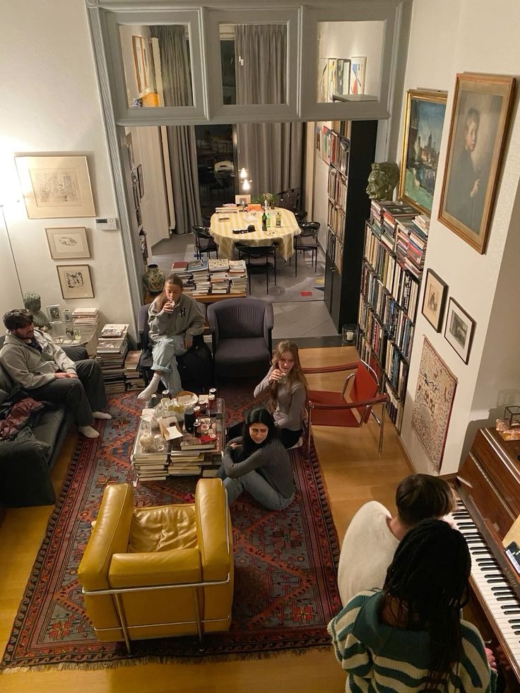 A beautifully furnished living room